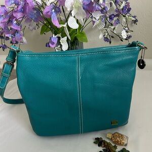Fossil Green Shoulder Bag with Classic Design and Metallic Accents, 100% Leather